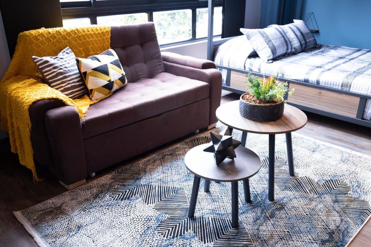 Royal Living Poblado Aparthotel Medellín Kültér fotó